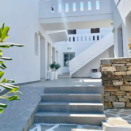 Fikas Hotel Naxos City