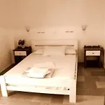 Fikas Hotel