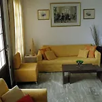Hotel Fikas 2*