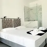 Hotel Fikas Naxos City
