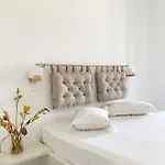 Fikas Hotel 2*
