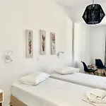Hotel Fikas 2*