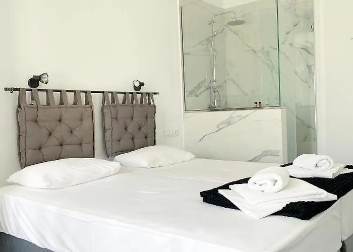 فندق Fikas Naxos City