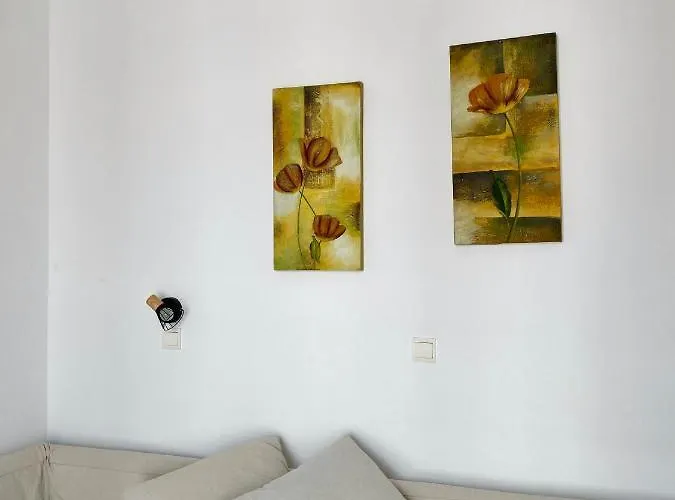 Fikas فندق Naxos City