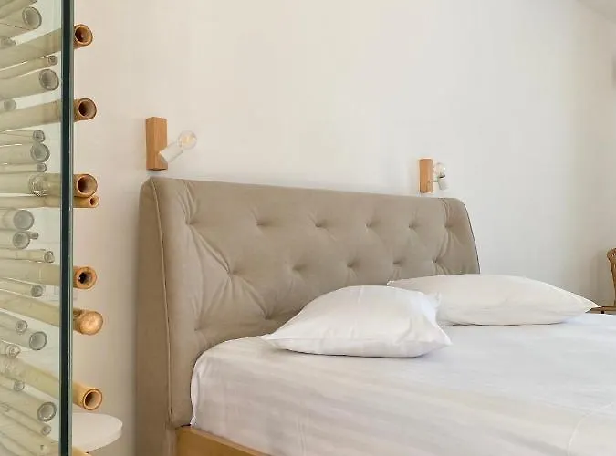 Fikas فندق Naxos City